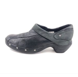 Merrell Luxe Black Nubuck Leather Studded Clogs Women's Size 7.5